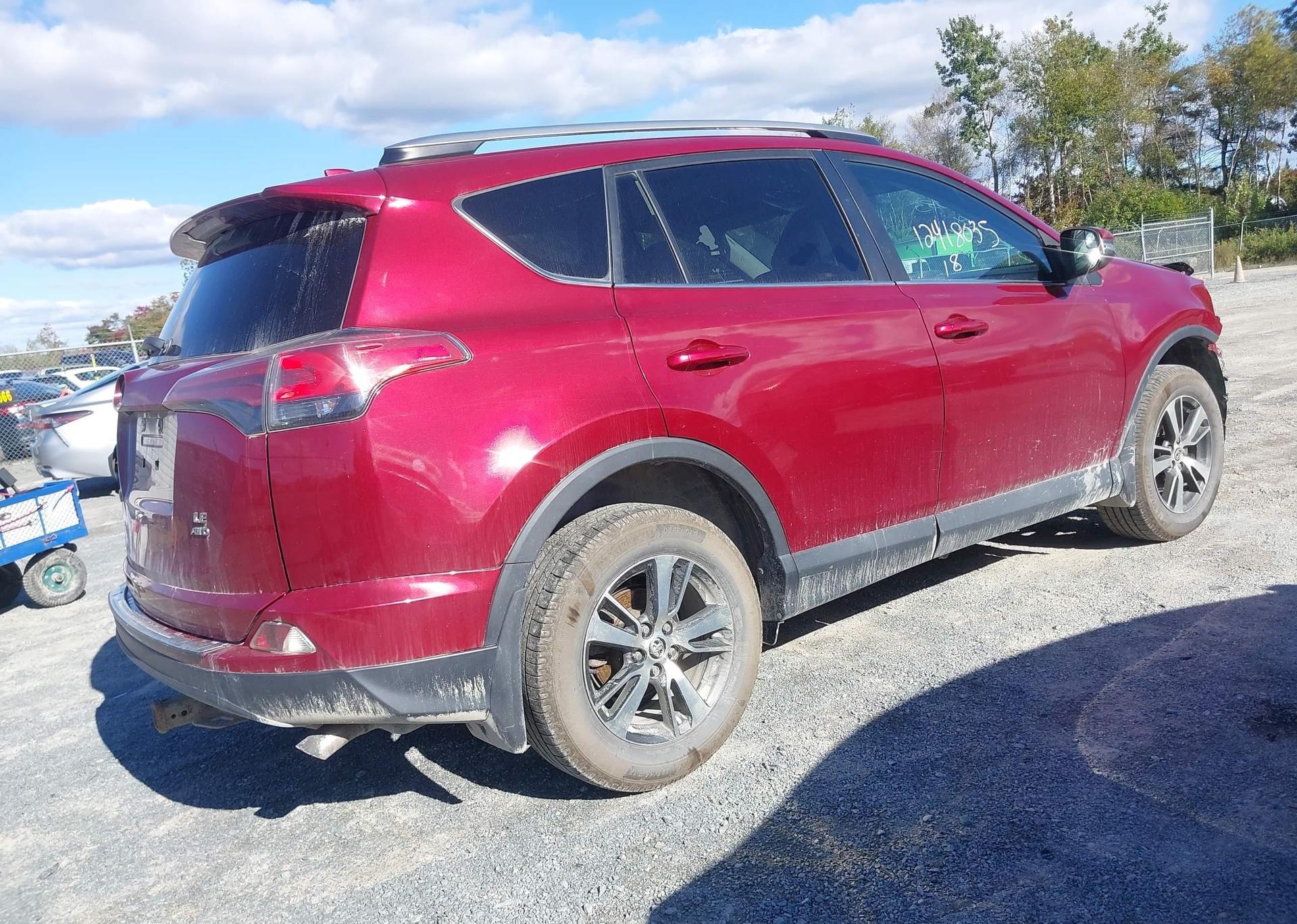 2018 TOYOTA RAV4 LE