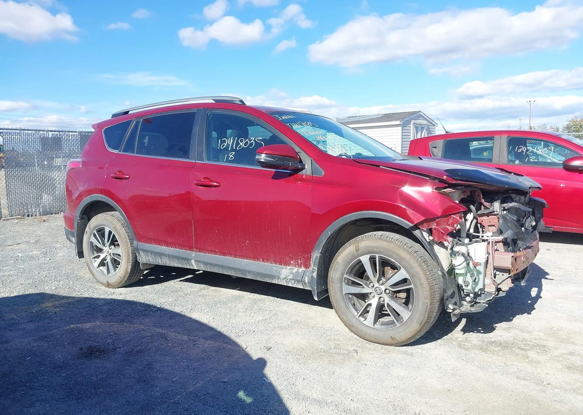 2018 TOYOTA RAV4 LE