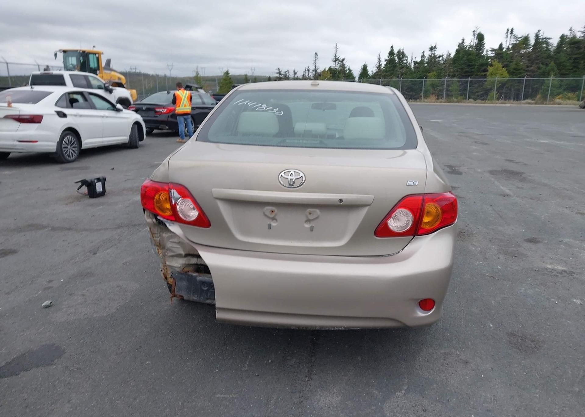 2010 TOYOTA COROLLA CE