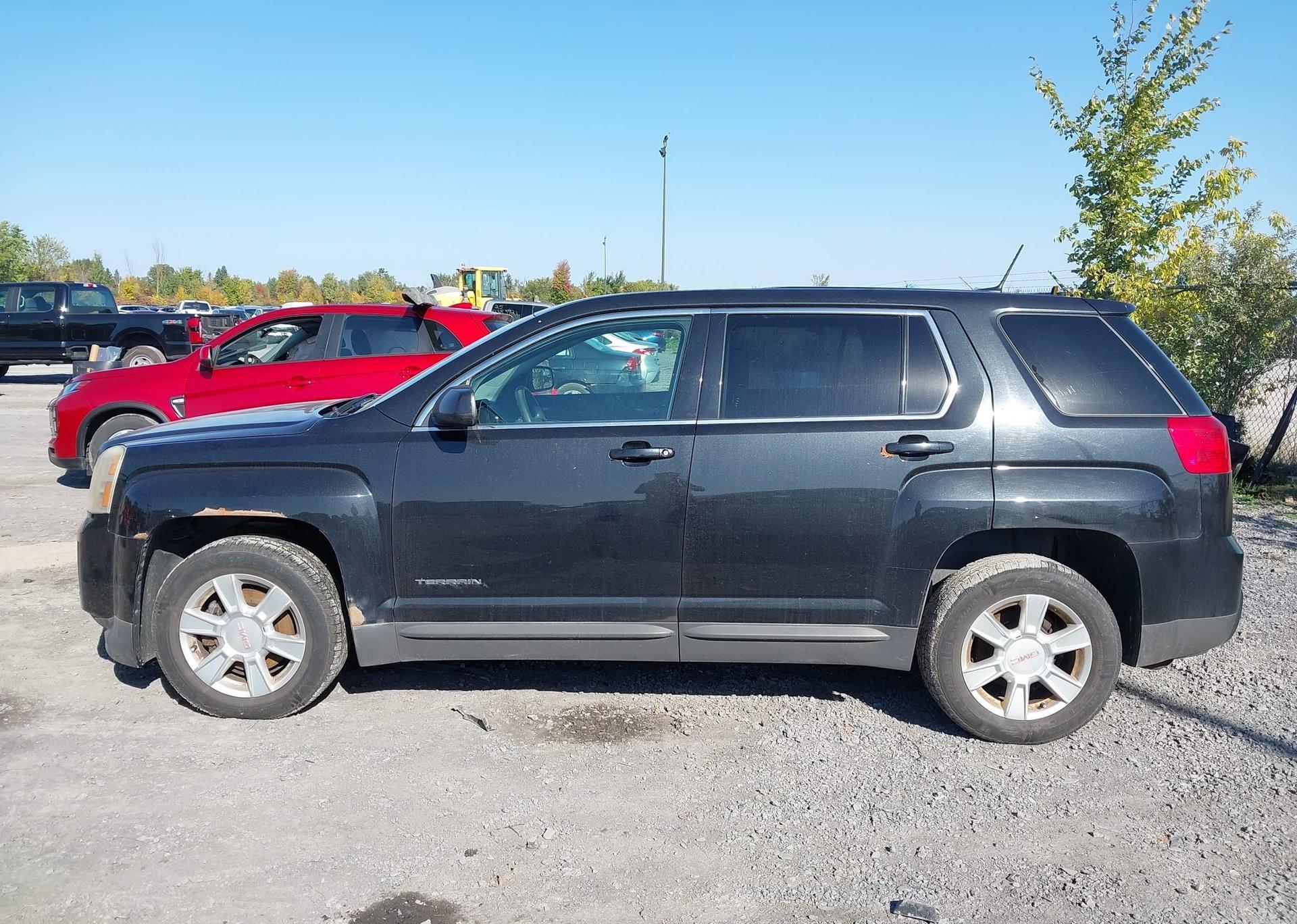 2013 GMC TERRAIN SLE-1