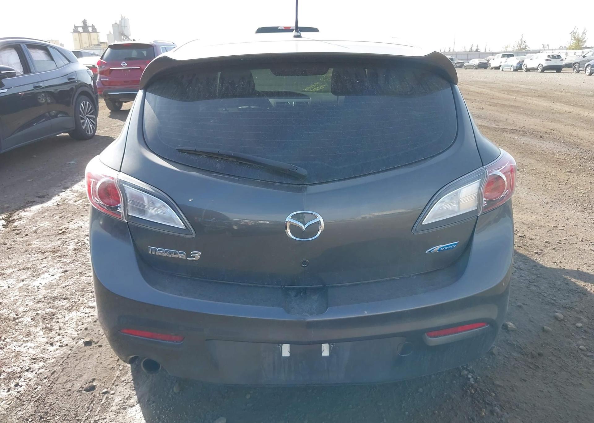 2012 MAZDA MAZDA3 GS-SKY