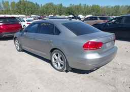 2013 VOLKSWAGEN PASSAT SEL