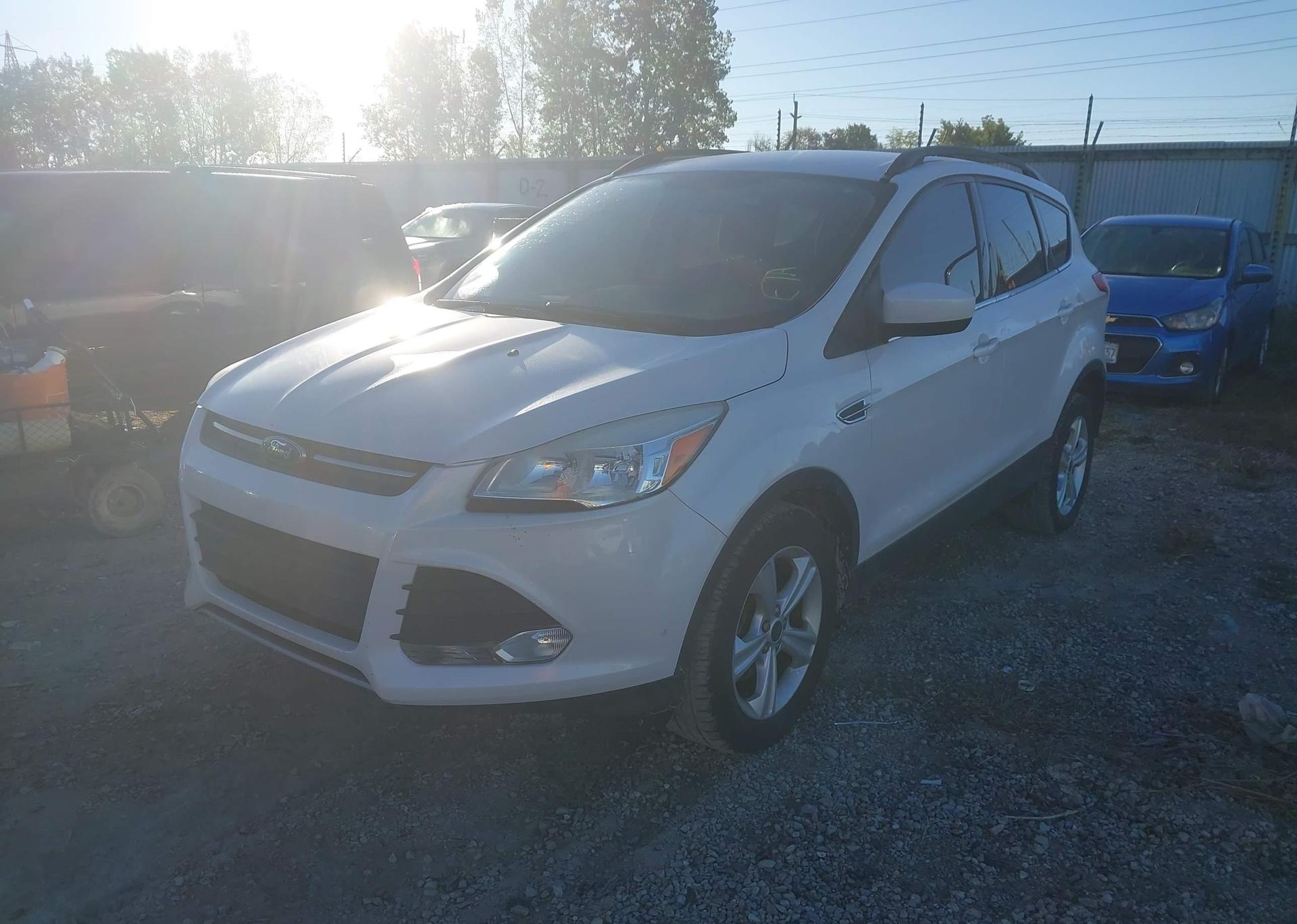 2014 FORD ESCAPE SE