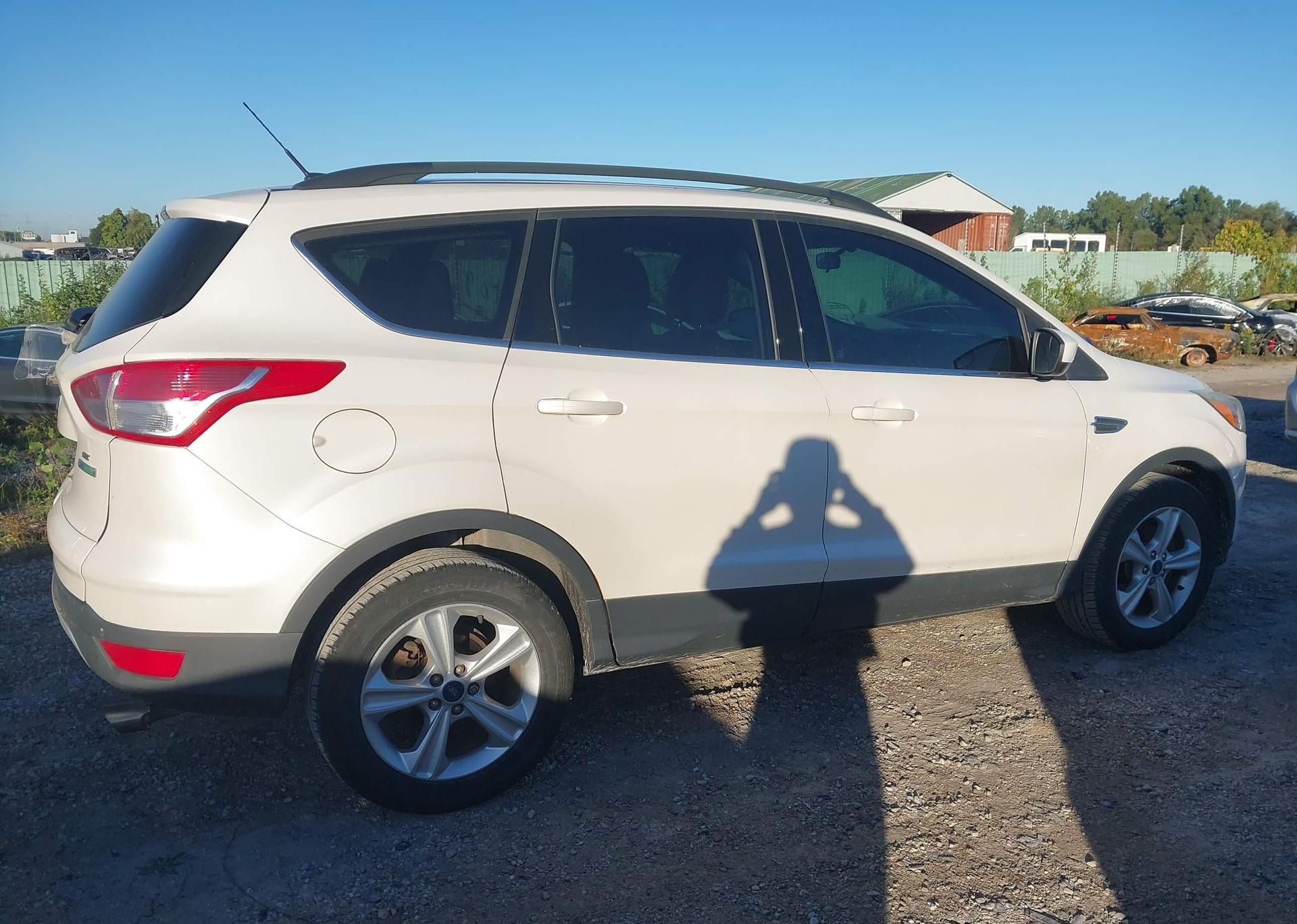 2014 FORD ESCAPE SE