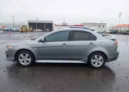 2014 MITSUBISHI lancer se