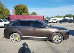 2017 AUDI Q7 3.0T KOMFORT