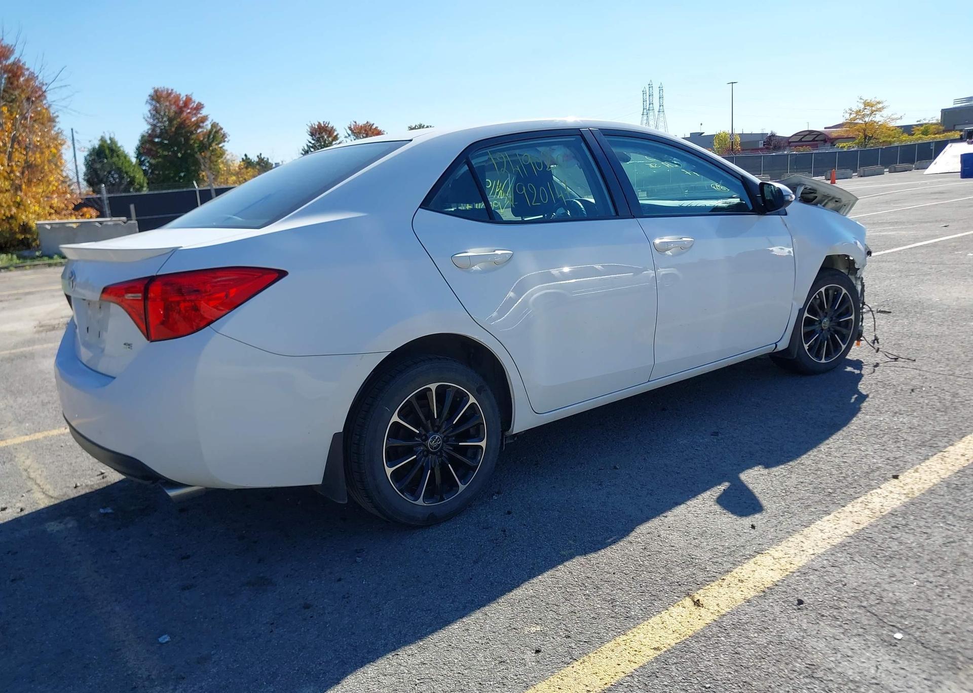 2017 TOYOTA COROLLA SE