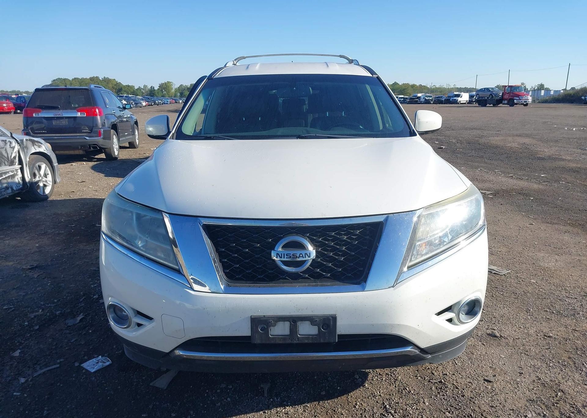 2014 NISSAN PATHFINDER S