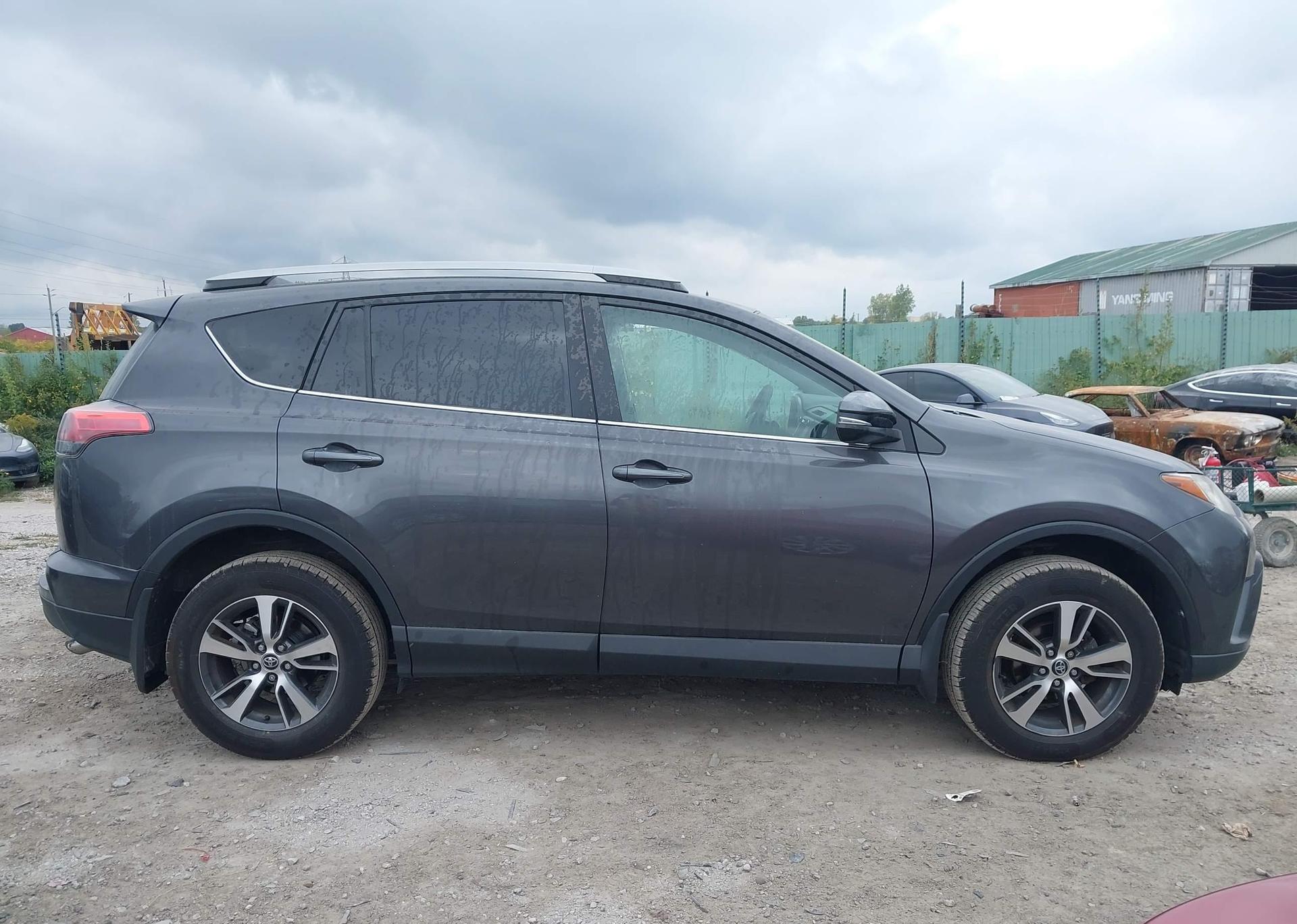 2018 TOYOTA RAV4 LE