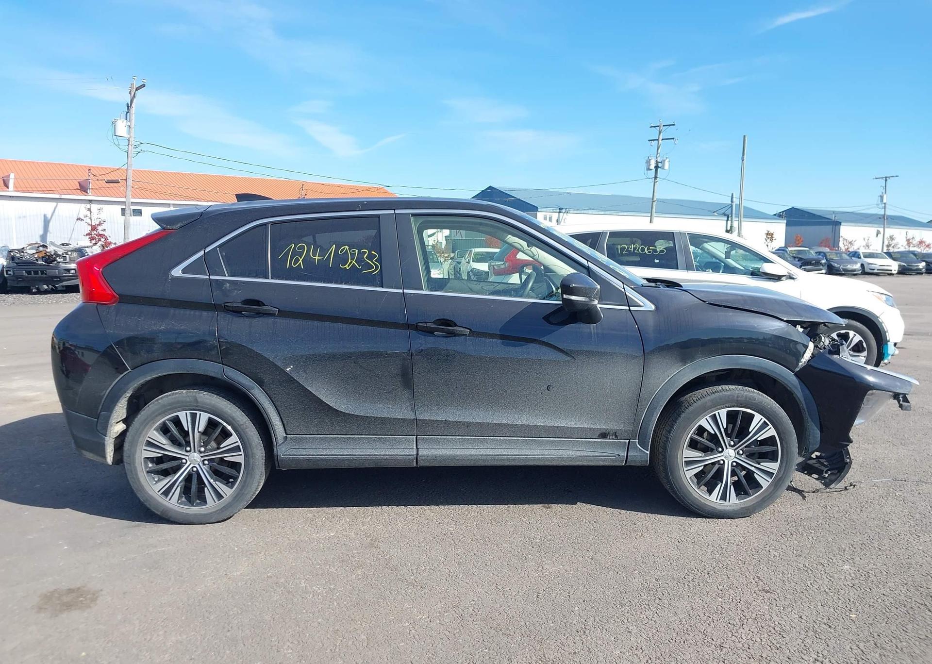 2018 MITSUBISHI ECLIPSE CROSS ES