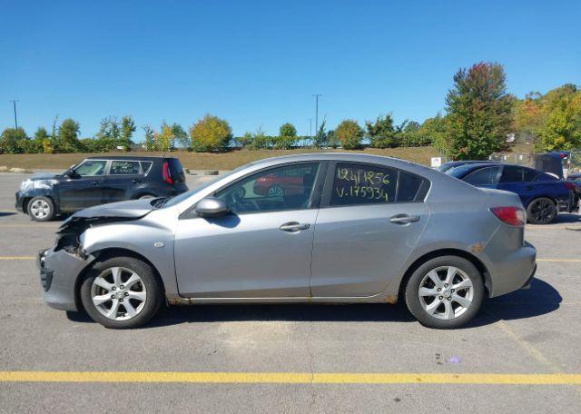 2010 MAZDA 3 GX