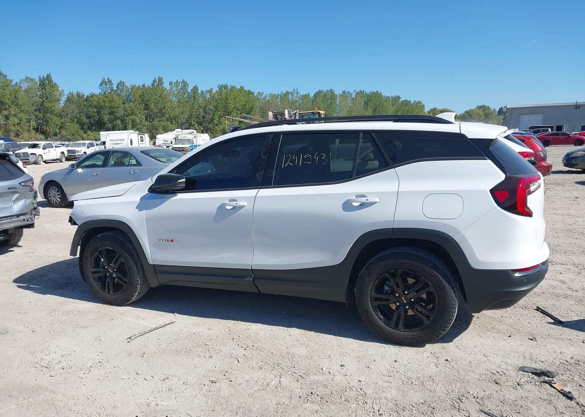 2022 GMC TERRAIN AT4