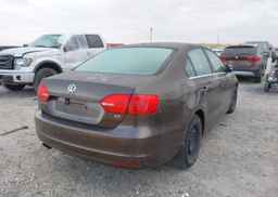 2013 VOLKSWAGEN JETTA SE