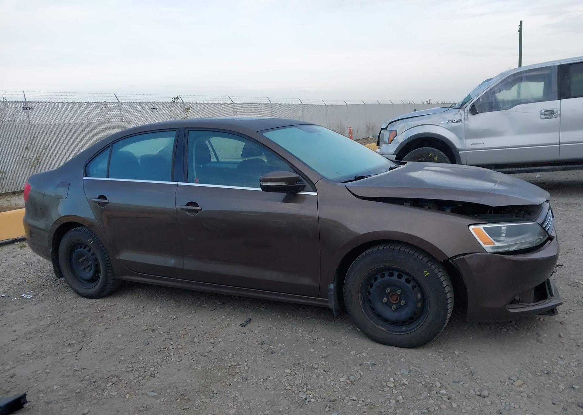 2013 VOLKSWAGEN JETTA SE
