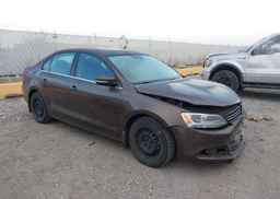 2013 VOLKSWAGEN JETTA SE