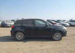 2018 MITSUBISHI RVR SE