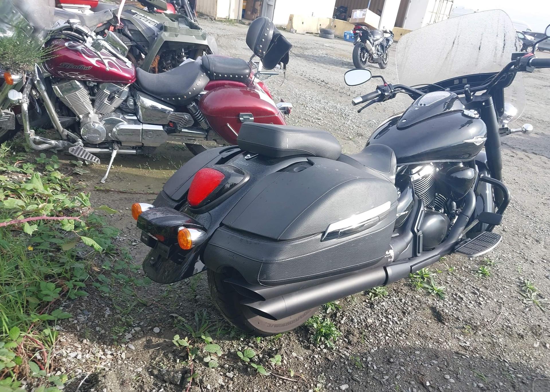 2018 SUZUKI VL1500 B