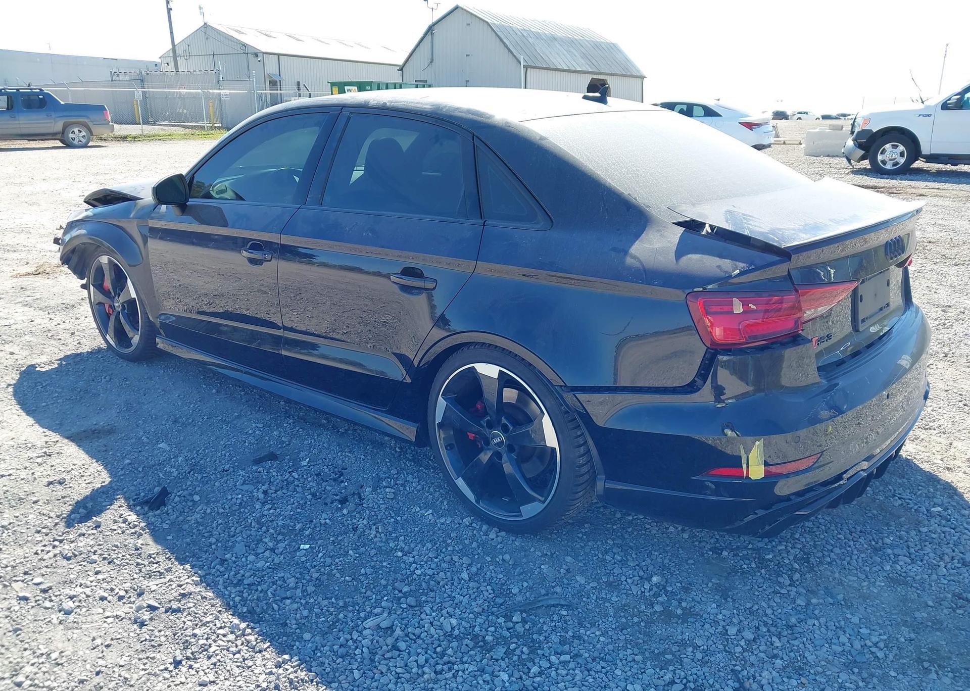 2018 AUDI RS3