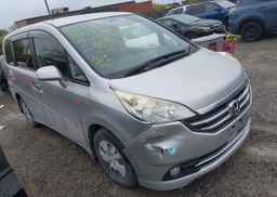 2009 HONDA STEPWGN