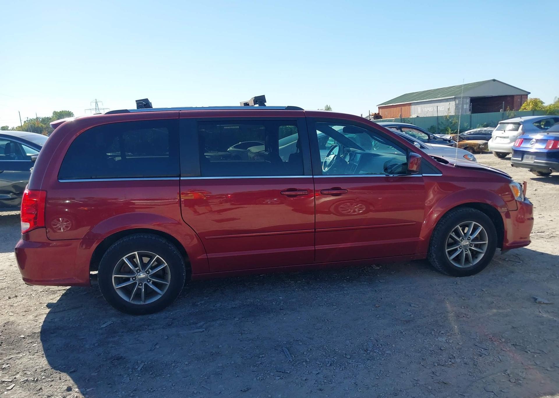 2015 DODGE GRAND CARAVAN SE