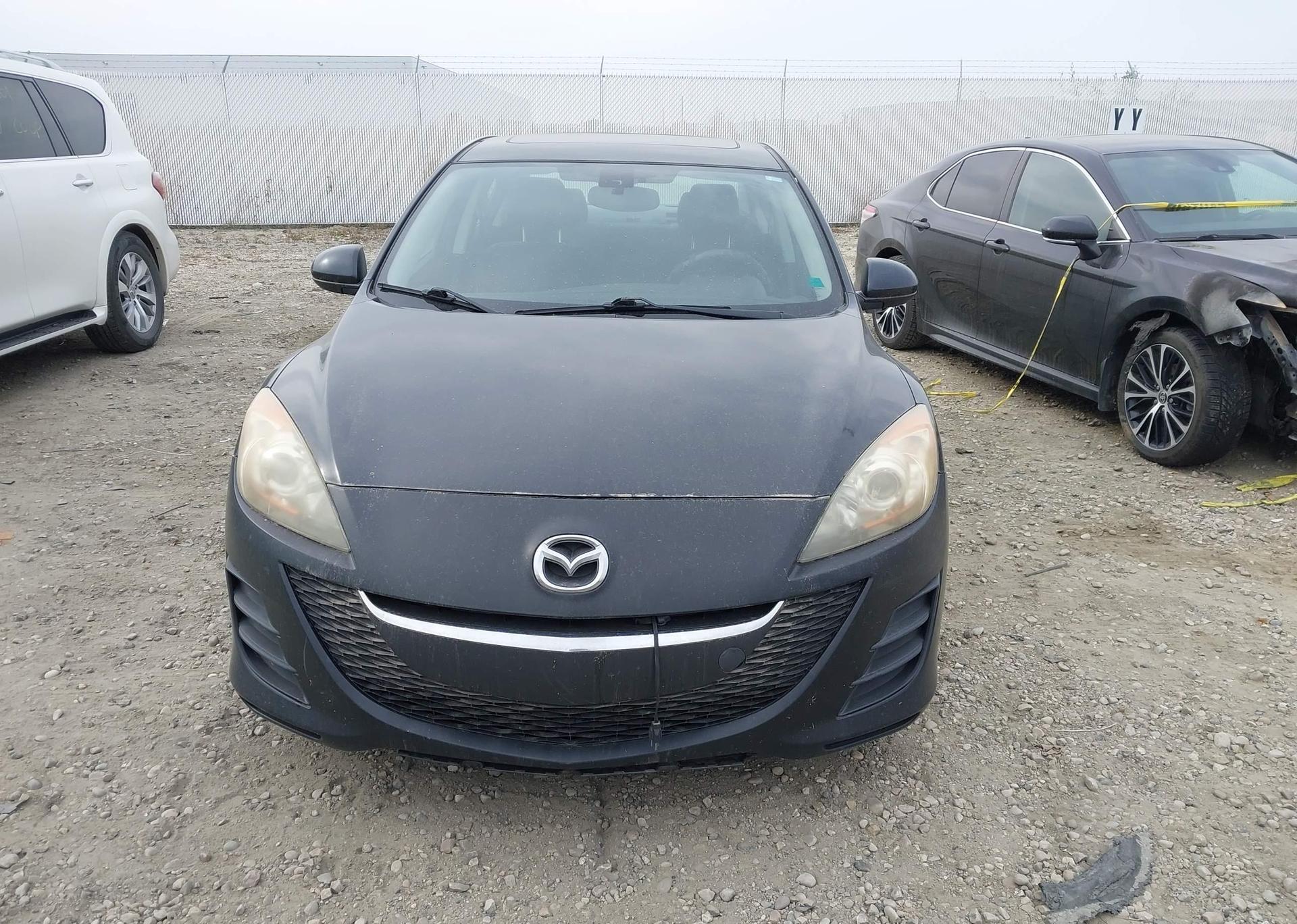 2010 MAZDA 3 I