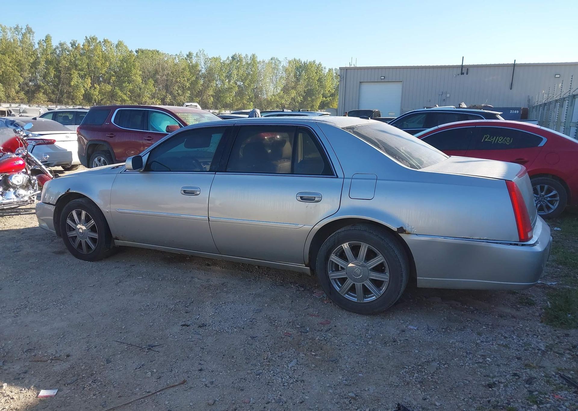 2006 CADILLAC DTS
