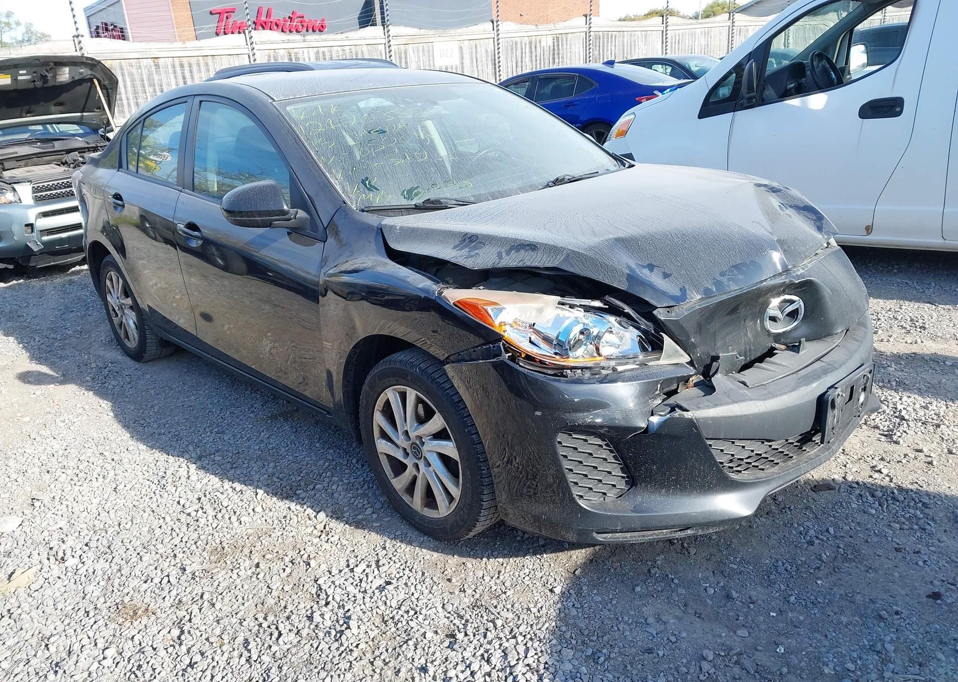2013 MAZDA 3 I
