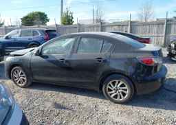 2013 MAZDA 3 I