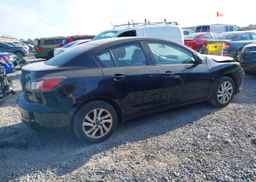2013 MAZDA 3 I