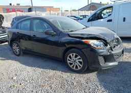 2013 MAZDA 3 I