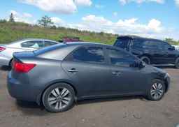 2013 KIA FORTE 2.0L EX