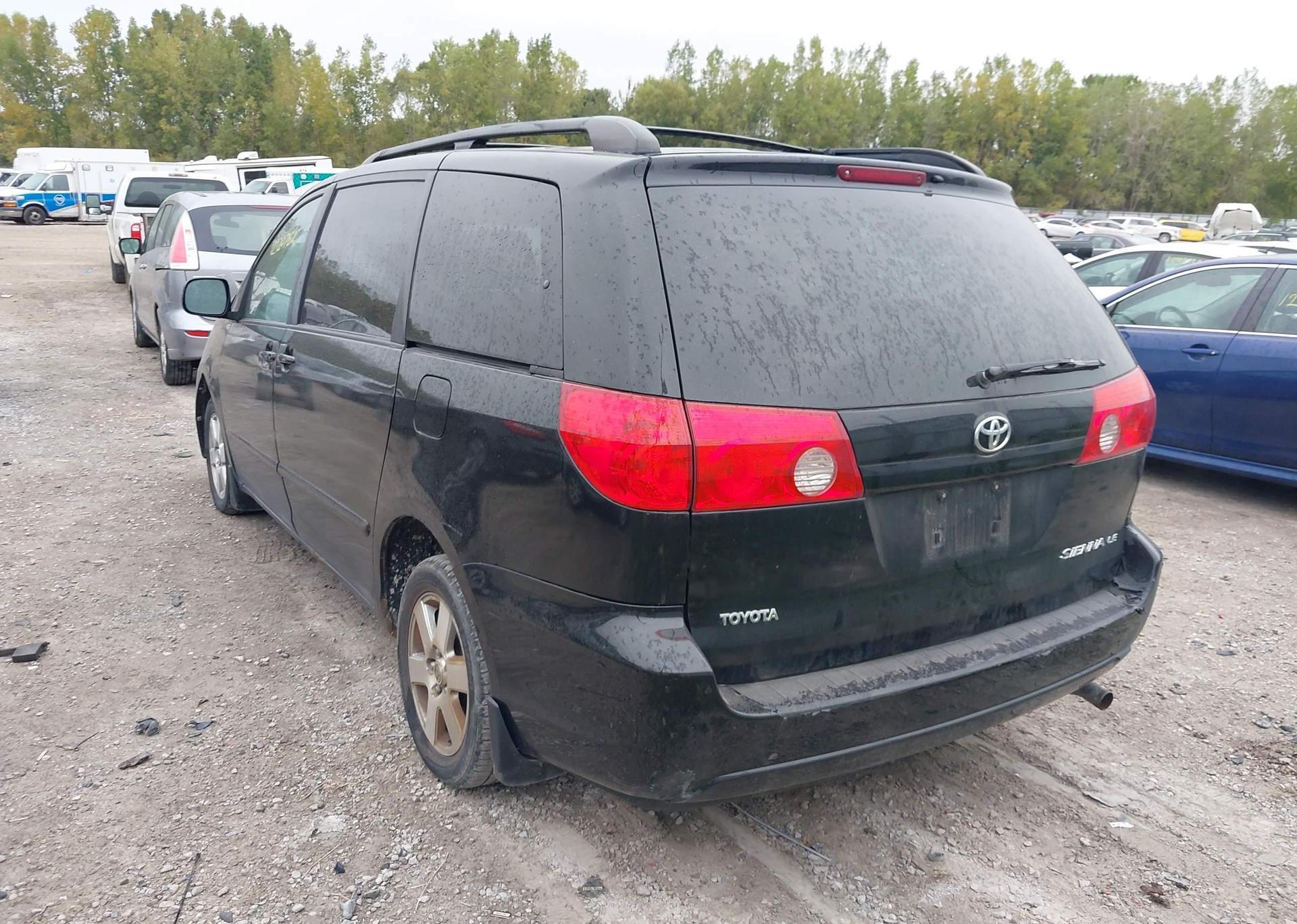 2008 TOYOTA SIENNA CE