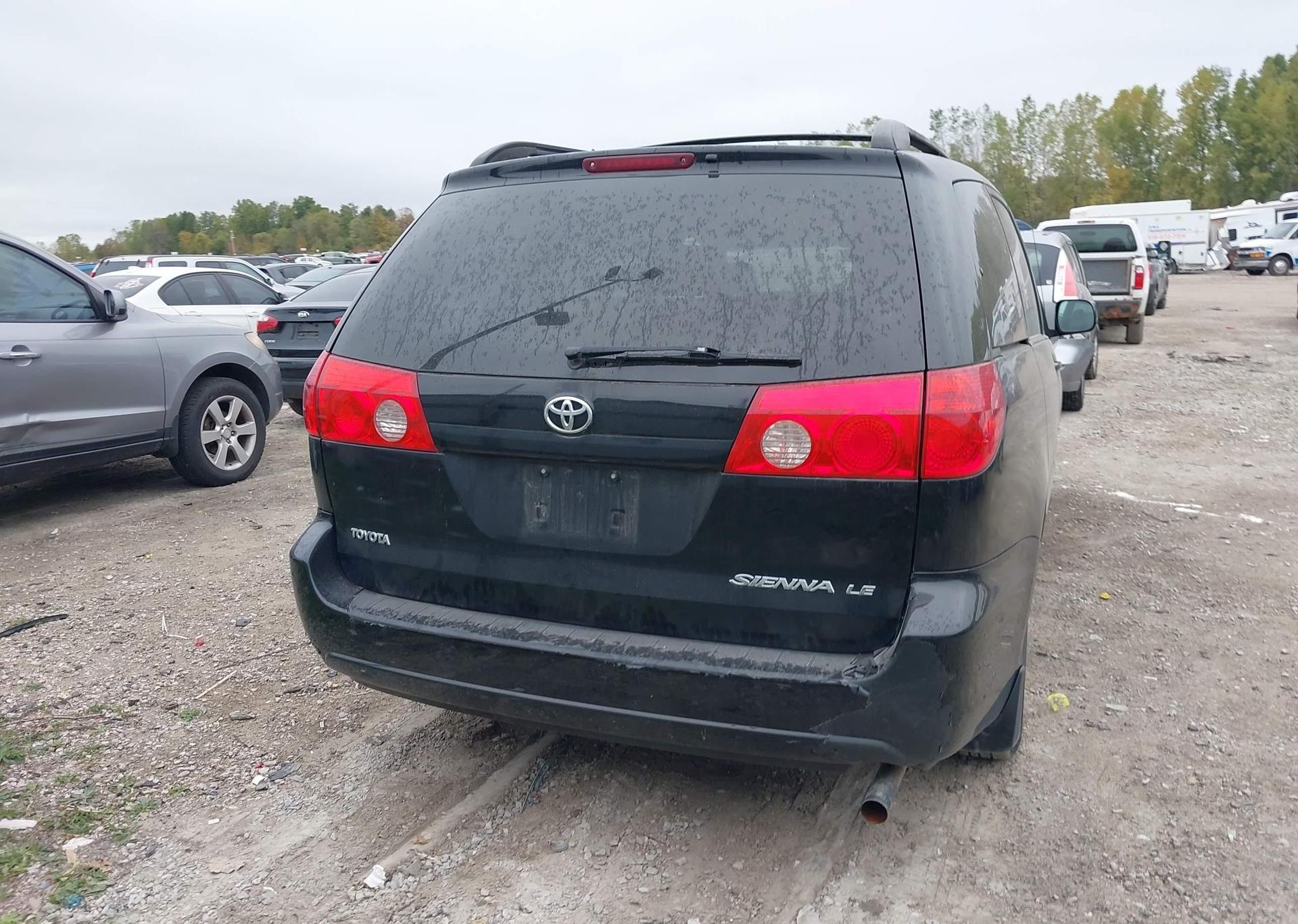 2008 TOYOTA SIENNA CE