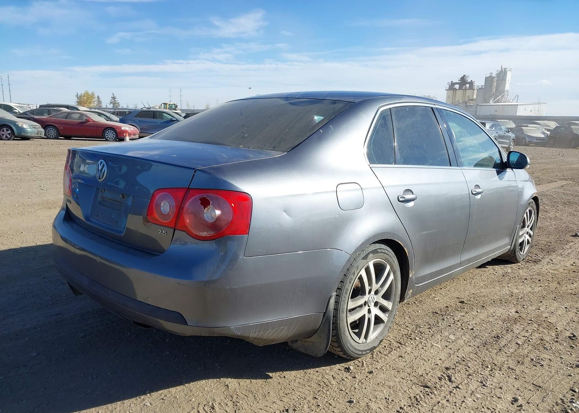 2006 VOLKSWAGEN JETTA 2.5 OPTION PACKAGE 1