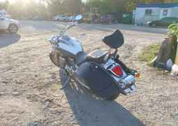 2013 SUZUKI VL1500
