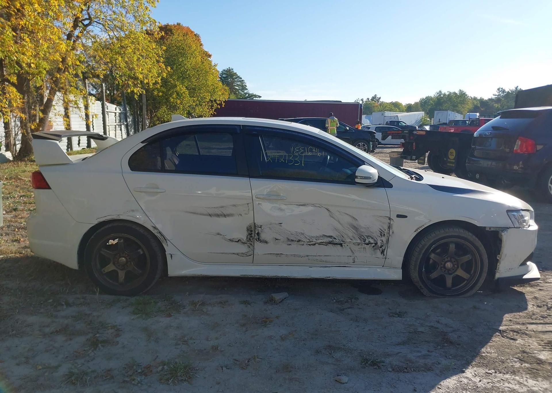 2015 MITSUBISHI LANCER ES