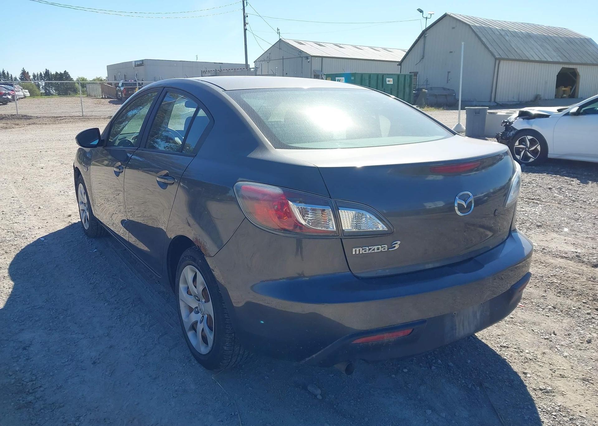 2010 MAZDA MAZDA3