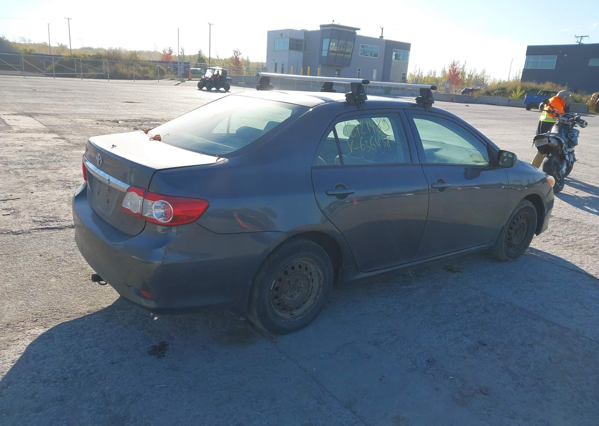 2011 TOYOTA COROLLA