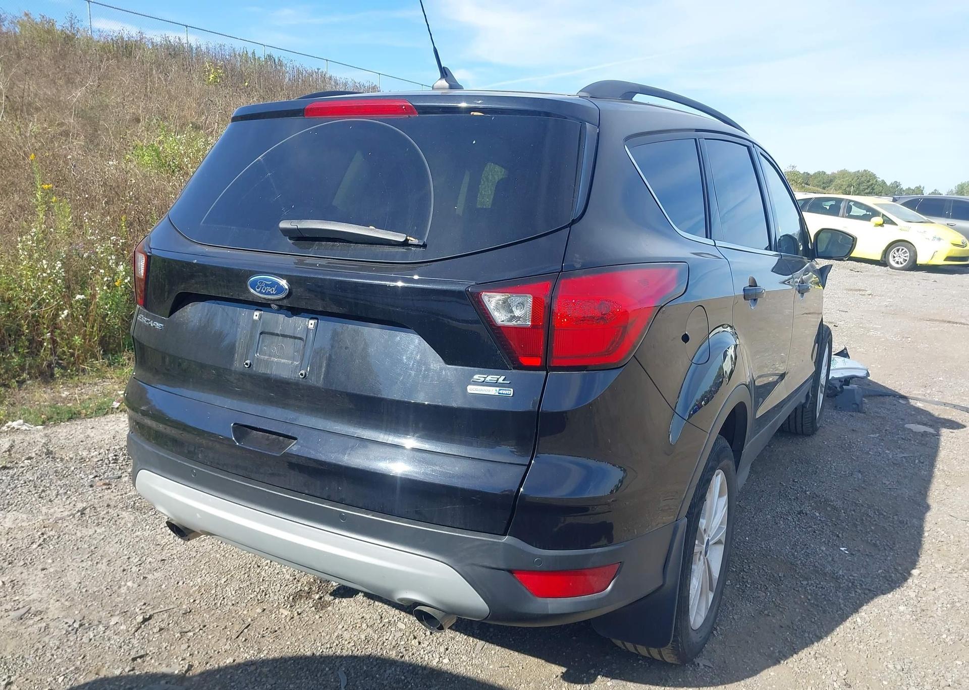 2019 FORD ESCAPE SEL