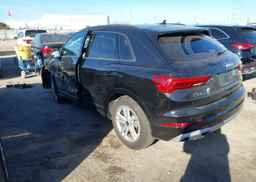 2023 AUDI Q3 40 KOMFORT