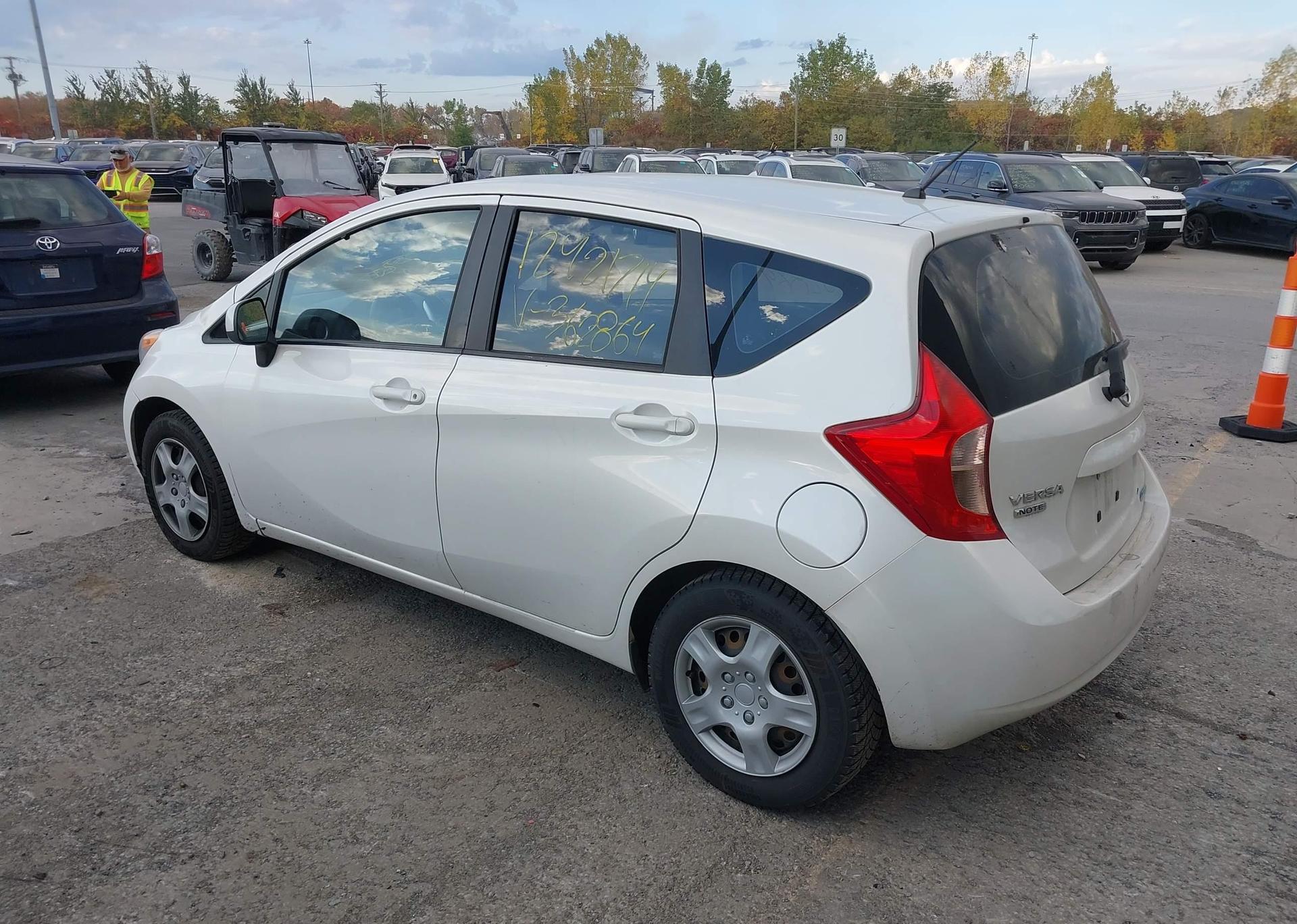 2014 NISSAN VERSA