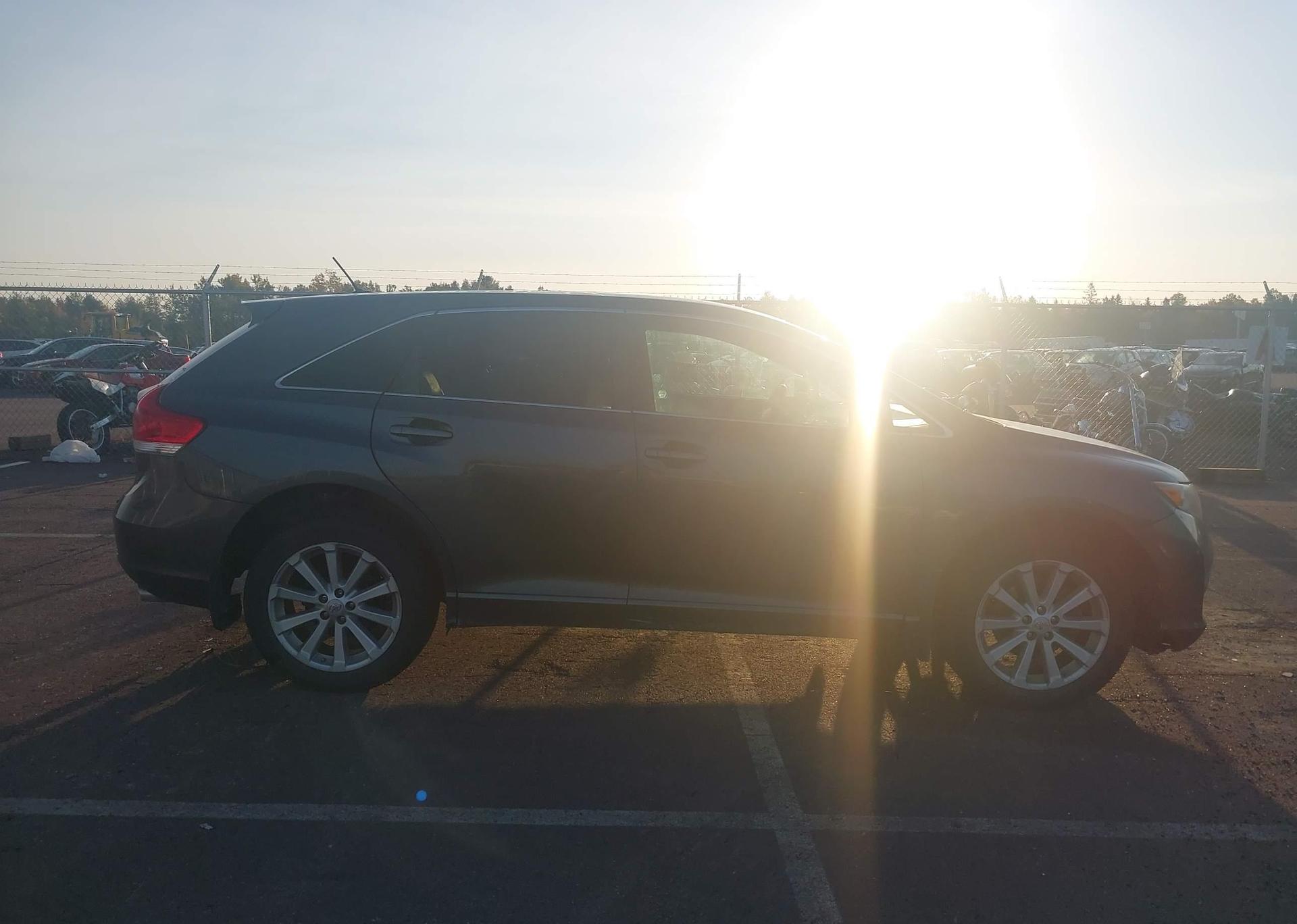 2011 TOYOTA VENZA