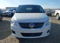 2010 VOLKSWAGEN ROUTAN SE