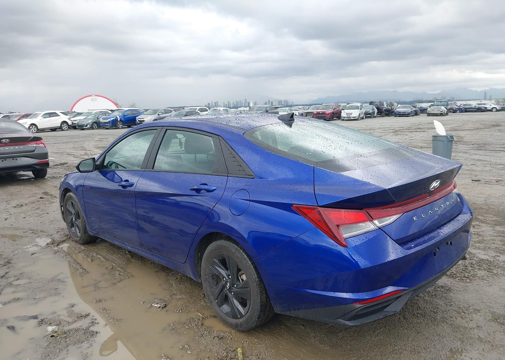 2022 HYUNDAI ELANTRA SEL