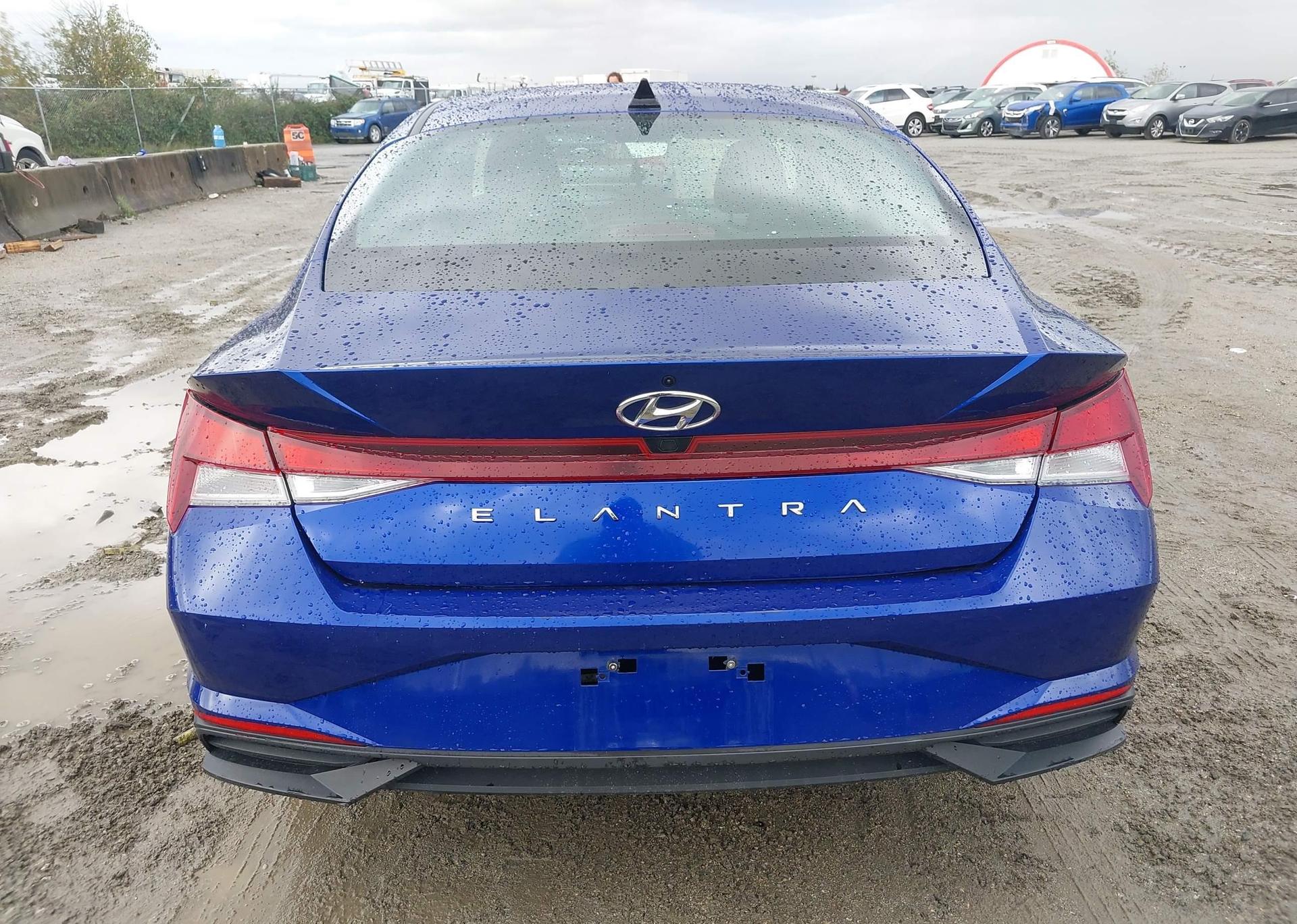 2022 HYUNDAI ELANTRA SEL