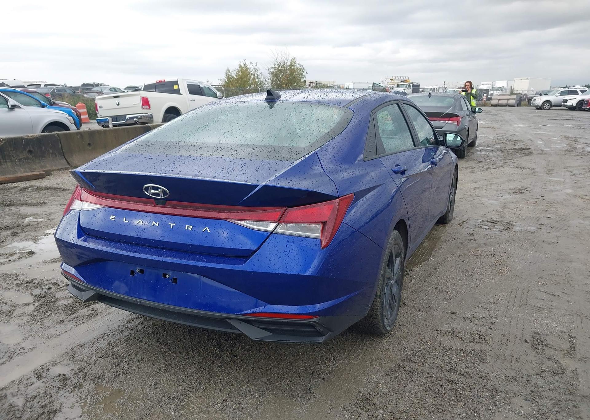 2022 HYUNDAI ELANTRA SEL
