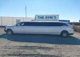 2015 LINCOLN MKT LIMO