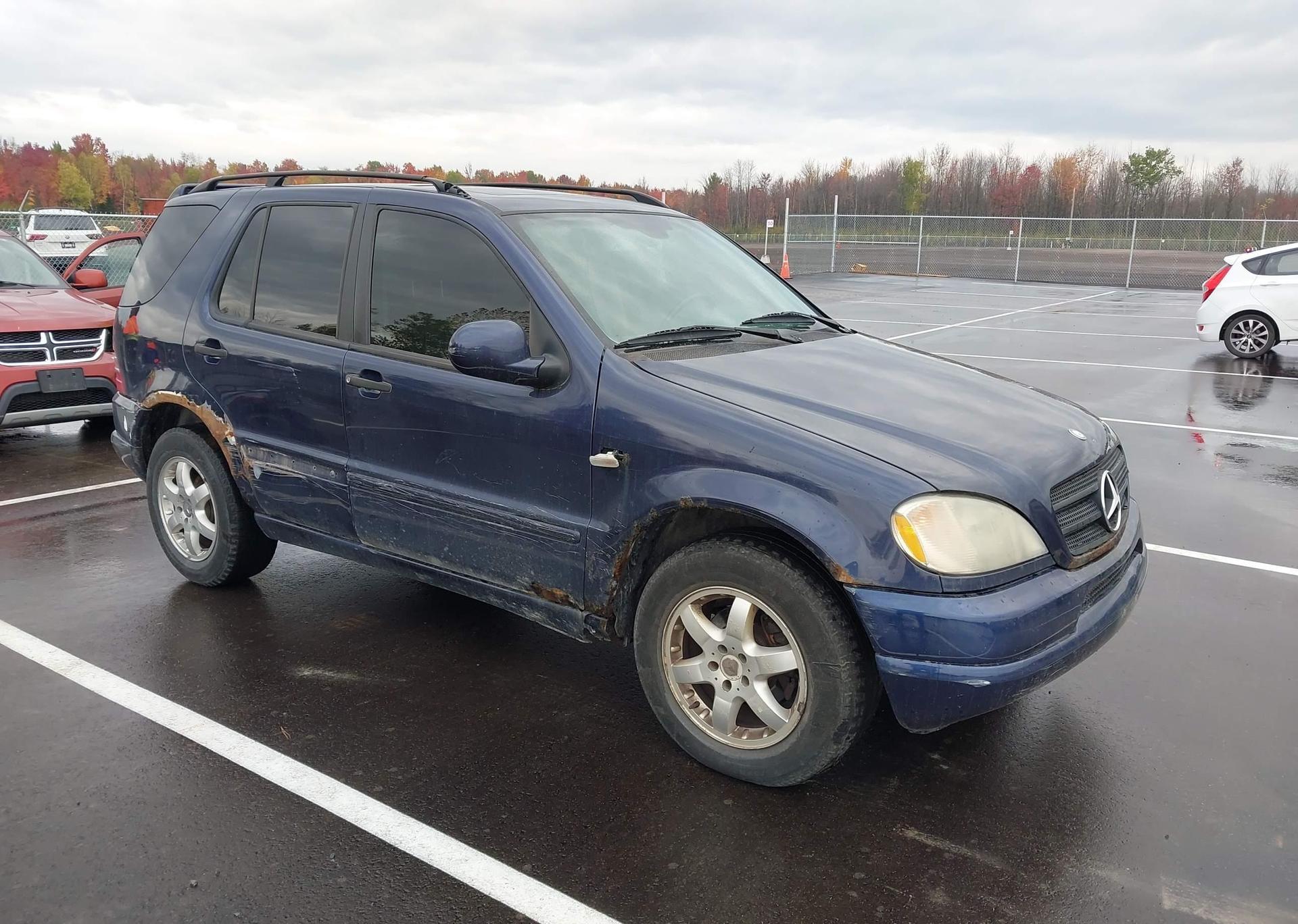 2001 MERCEDES-BENZ ML 320 CLASSIC