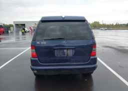 2001 MERCEDES-BENZ ML 320 CLASSIC