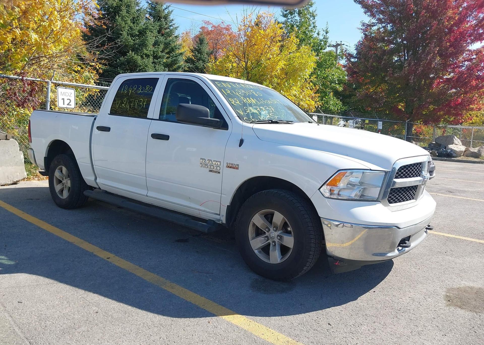 2022 RAM 1500 CLASSIC SLT
